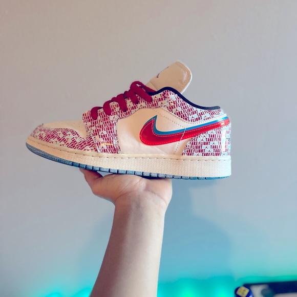 Nike Jordan 1 “Take Flight” - Picture 3 of 10